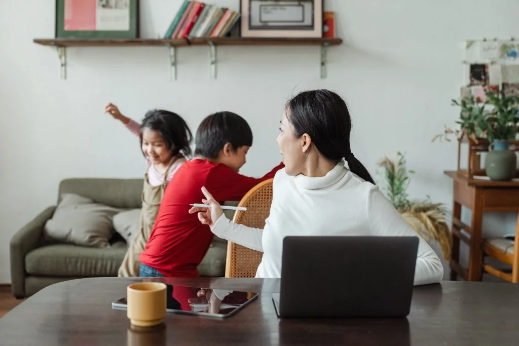 Tips for working remotely with children at home