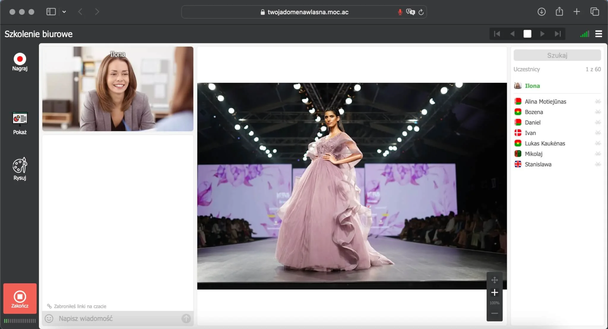 Zadbaj o światło i dźwięk, by Twoje nagranie wyglądało i brzmiało doskonale Sprawdzenie dźwięku i oświetlenia to klucz do udanego nagrania webinaru