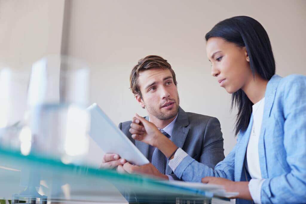 Expert en conseil qui met en place un tunnel de conversion automatisé basé sur des webinaires