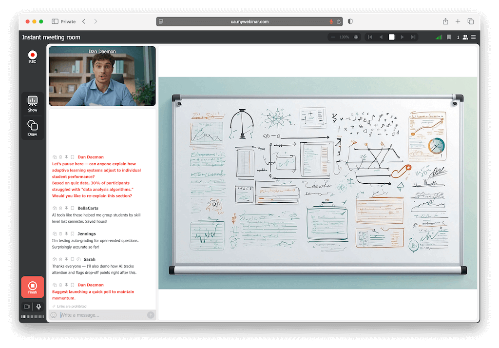 Un enseignant anime un webinaire interactif avec des outils numériques adaptés à l’éducation à distance